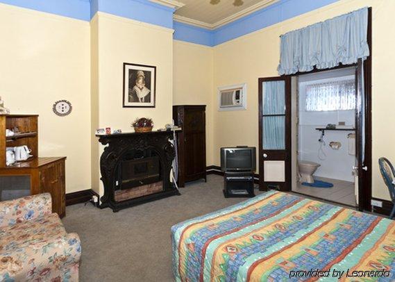 Warwick Settlers Inn חדר תמונה